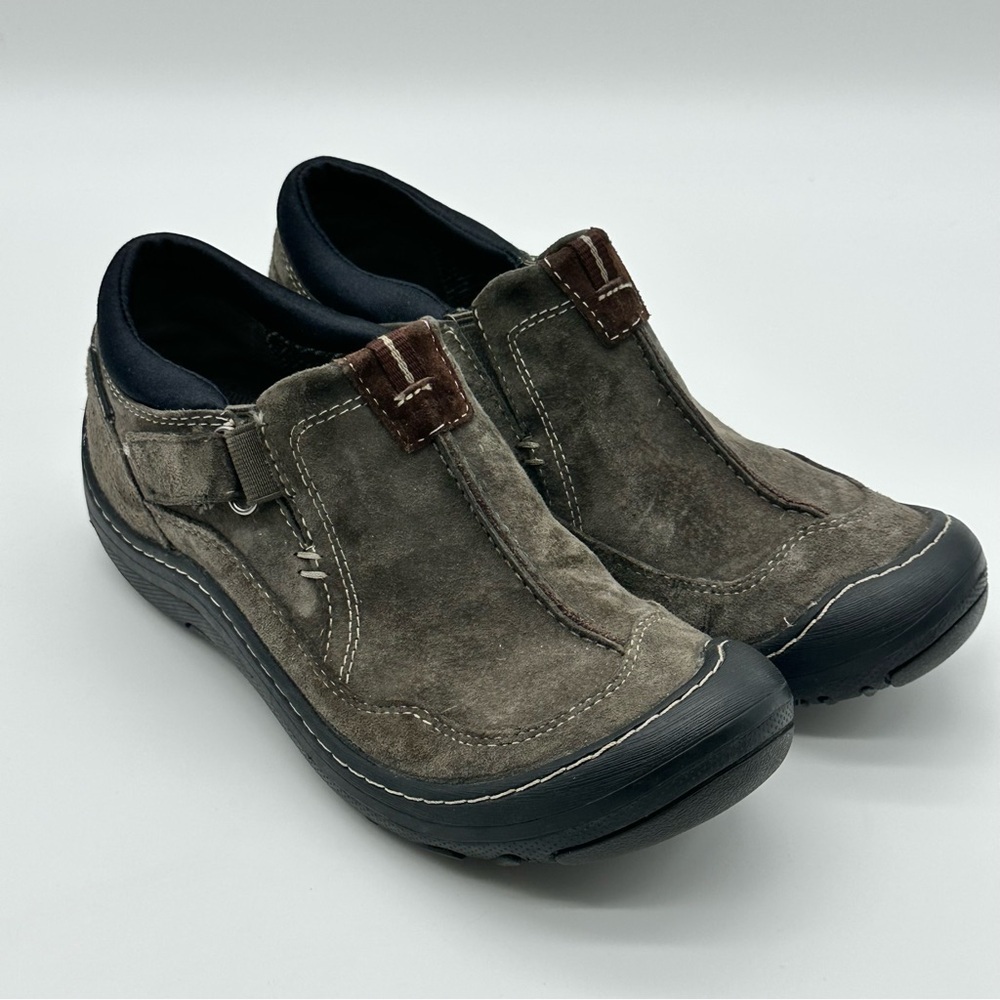 Clark’s Women's Dark Taupe Suede Slip on Walking Shoes